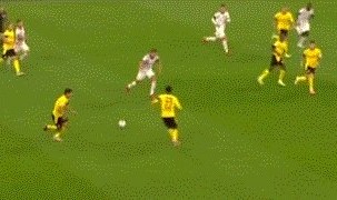 【德超杯】莱万双响 穆勒破门 拜仁3比1胜多特夺冠