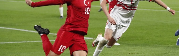 九游体育平台-恰尔汗奥卢：很高兴让土耳其感到快乐，24年后重回世界杯令我自豪