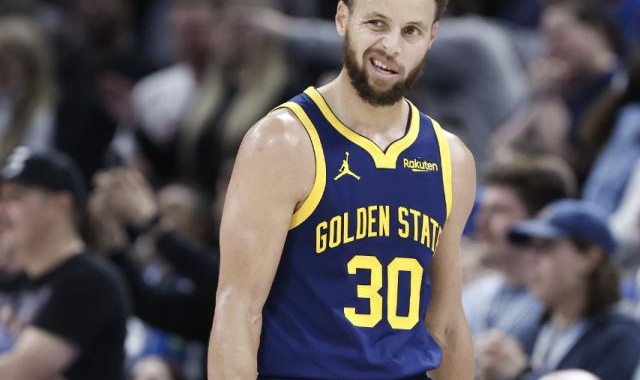 九游体育首页-科尔算不清轮换 库里未确定搭档 勇士仍一团乱麻